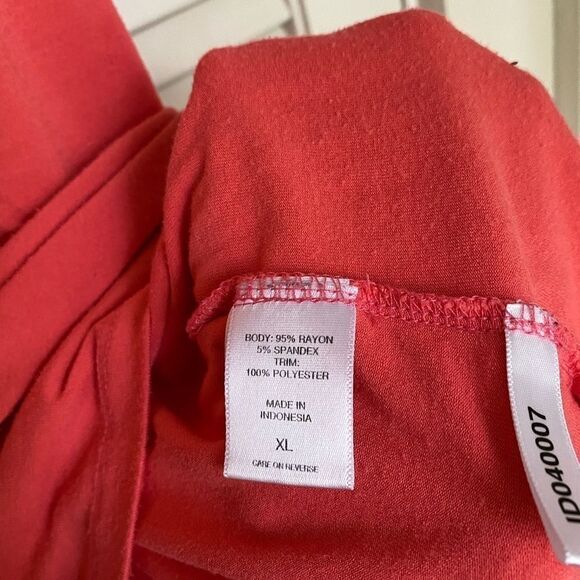 NEW York‎ & Co. coral ruffle v neck knit tank top - Picture 5 of 7